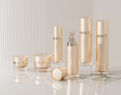 6 adet lüks akrilik kozmetik losyon pompa şişesi krema konteyneriyle 30ml - 120ml